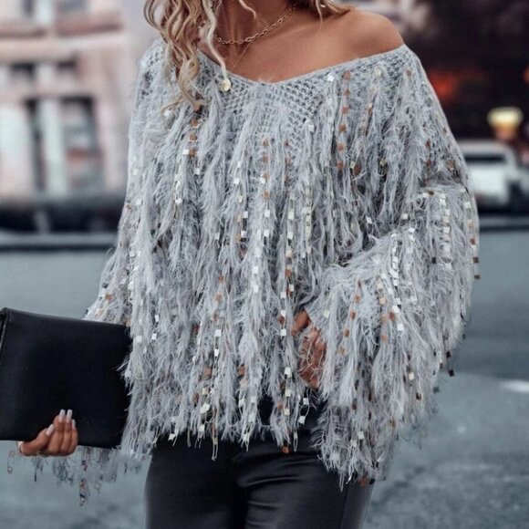 Statement maker! gray long sleeved fringe details V-neck Knit Sweater top - Picture 5 of 6
